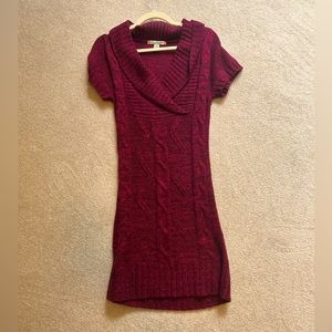 Burgundy short sleeve sweater dress